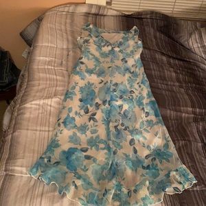 A B.Smart dress size 13/14 very pretty and great shape